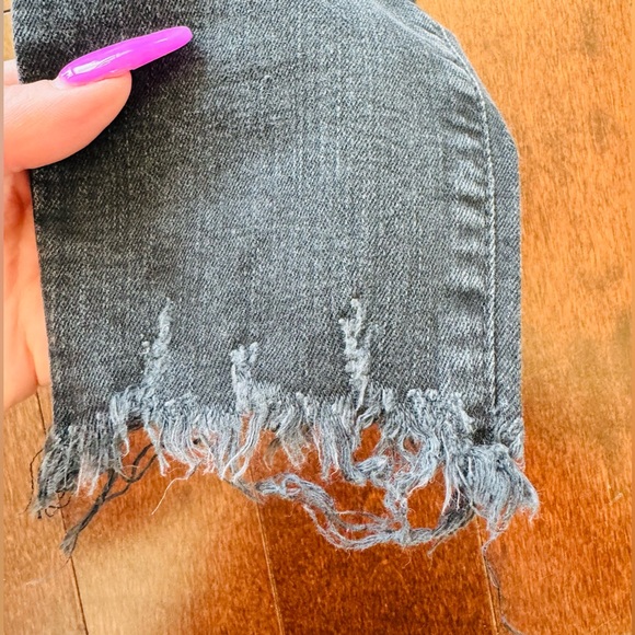 AG #1 Farrah Highwaisted Frayed Ankle - Picture 2 of 5